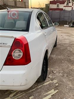 Chery E5